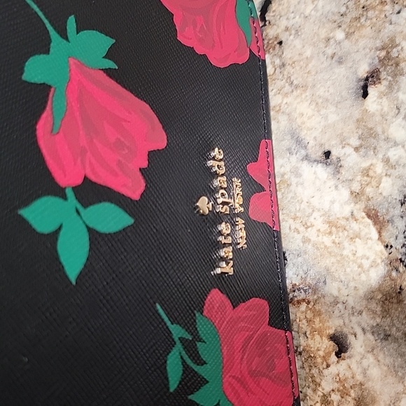 Kate Spade NWT Madison Rose Toss Printed Saddle Bag Crossbody - Picture 3 of 9